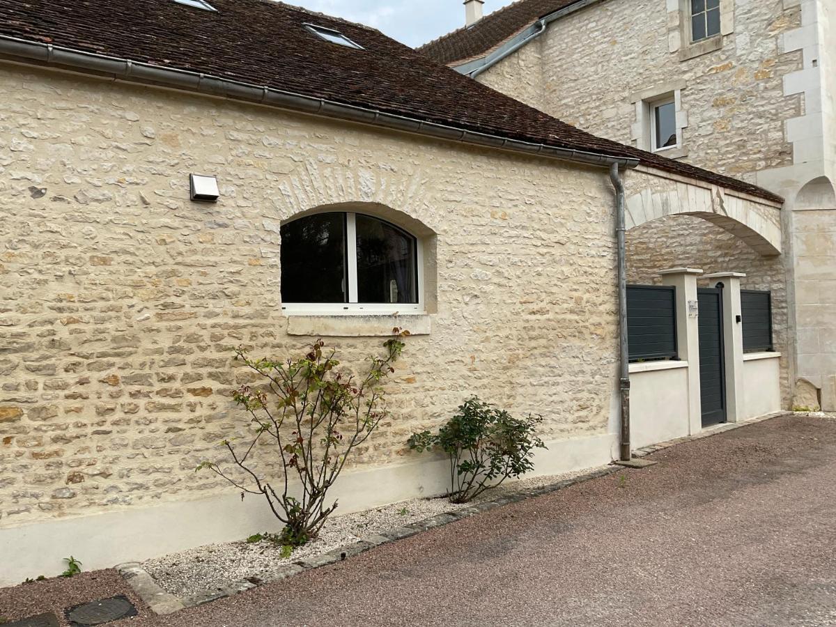 Logis Du Faubourg Petite Maison De Charme, Tranquille, Calme Et Lumineuse Val-de-Mercy エクステリア 写真