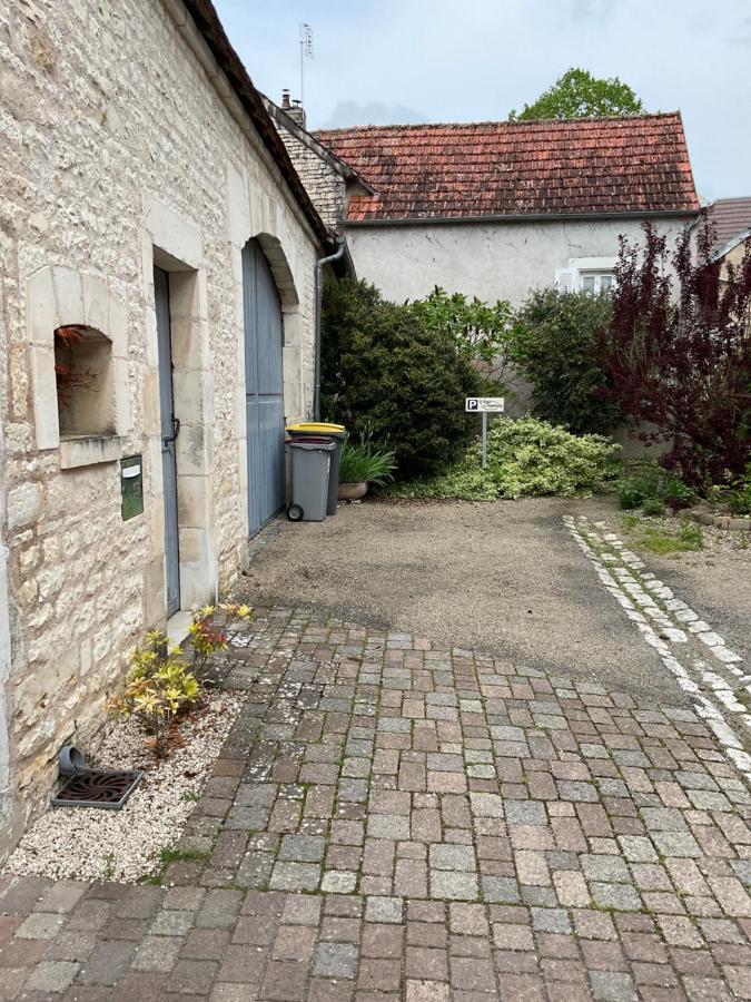 Logis Du Faubourg Petite Maison De Charme, Tranquille, Calme Et Lumineuse Val-de-Mercy エクステリア 写真